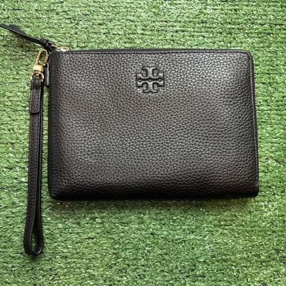 Tory Burch Thea Large Zip Pouch Black Wristlet Wallet Leather - Picture 1 of 6
